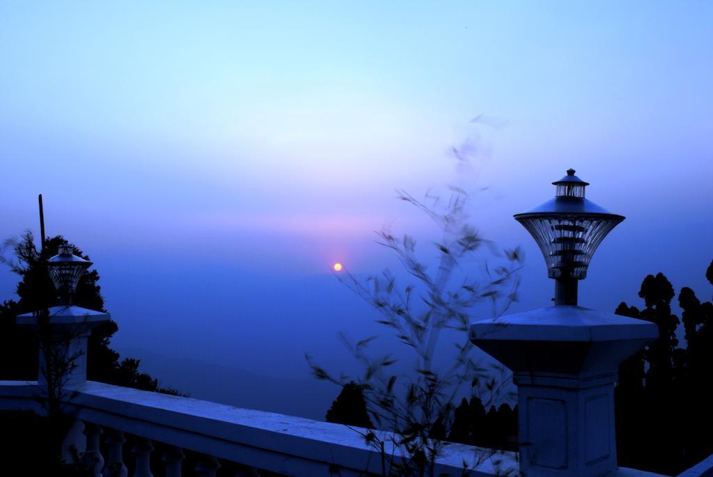 Darjeeling Hotel Summer Palace , Darjeeling Exterior photo